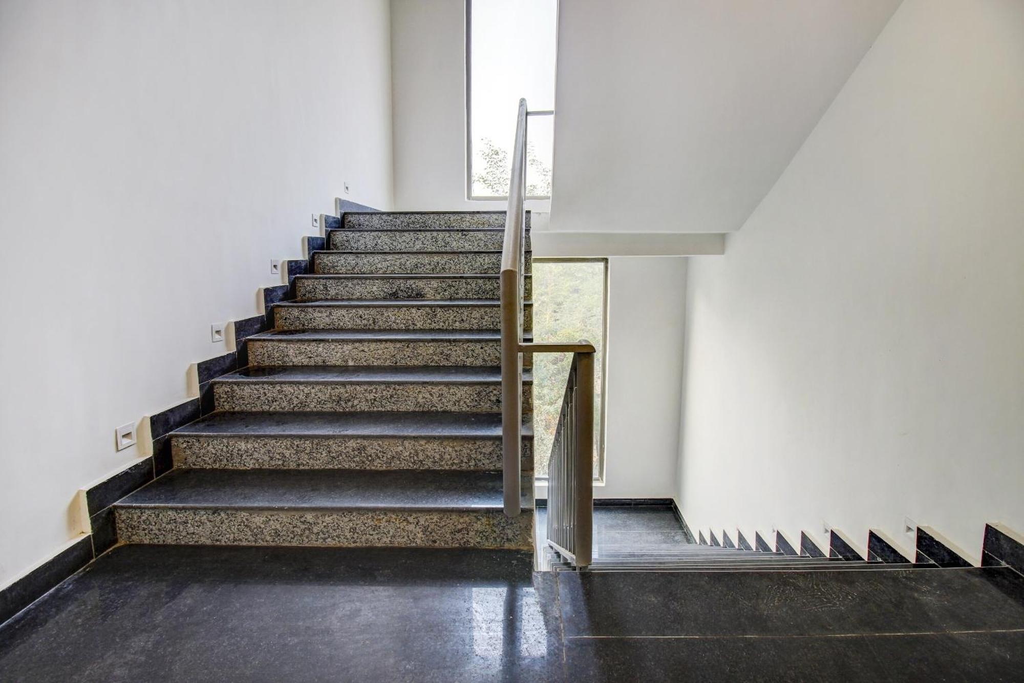 Hotel Super Townhouse Oak Aurelia Grand Lucknow Zewnętrze zdjęcie